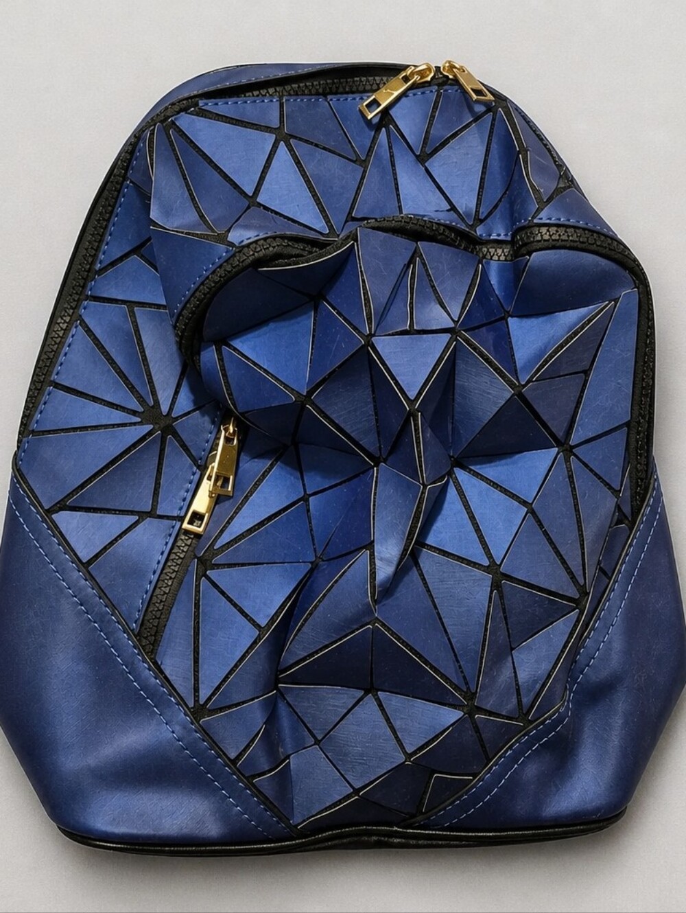 Geometric Triangle Panel Blue Women's Backpack - Modern Chic